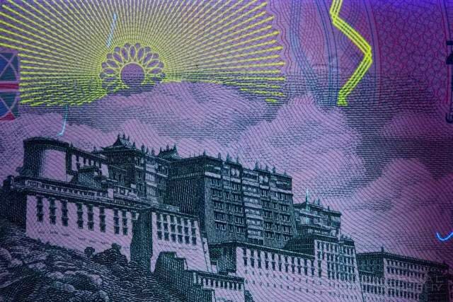 從這個角度看人民幣，美爆了！